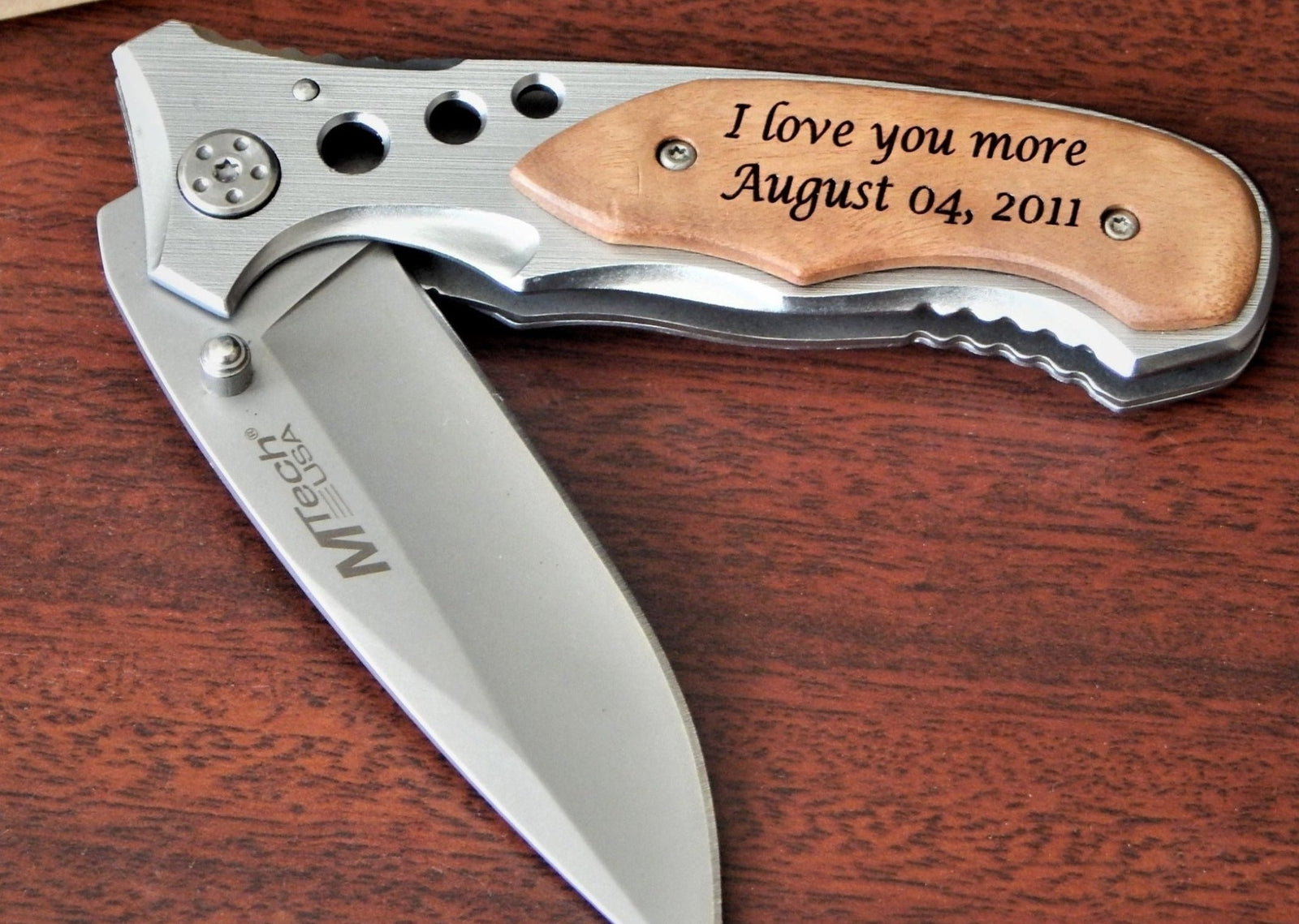 Engraved Pocket Knife: Personalized Boyfriend Gift